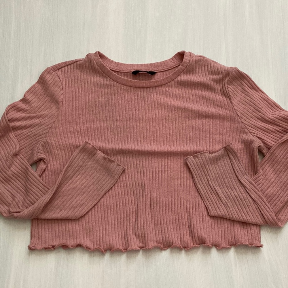 SHEIN pink long sleeve crop top
